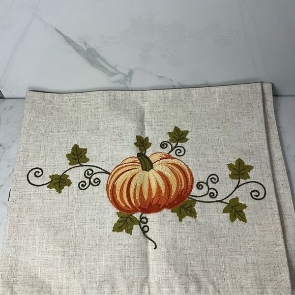 INSPIRED TREASURES Pumpkin Embroidered Table Runner - Picture 1 of 3